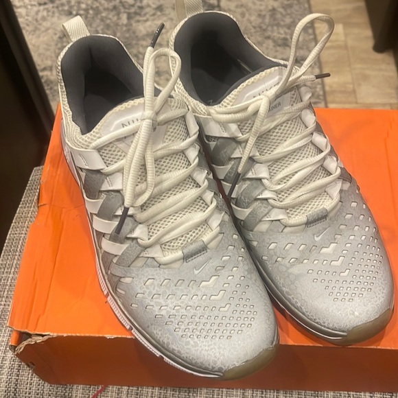 Men’s Size 9 Fingertrap Maxx - Picture 8 of 8